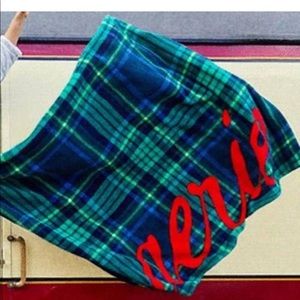 Aerie Holiday Plaid Fuzzy Blanket Never been used!